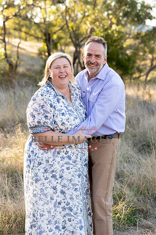 parents at toowoomba family photo session