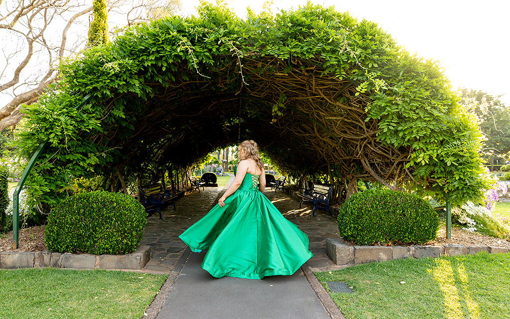 Secret hack for relaxed school formal photography in Toowoomba
